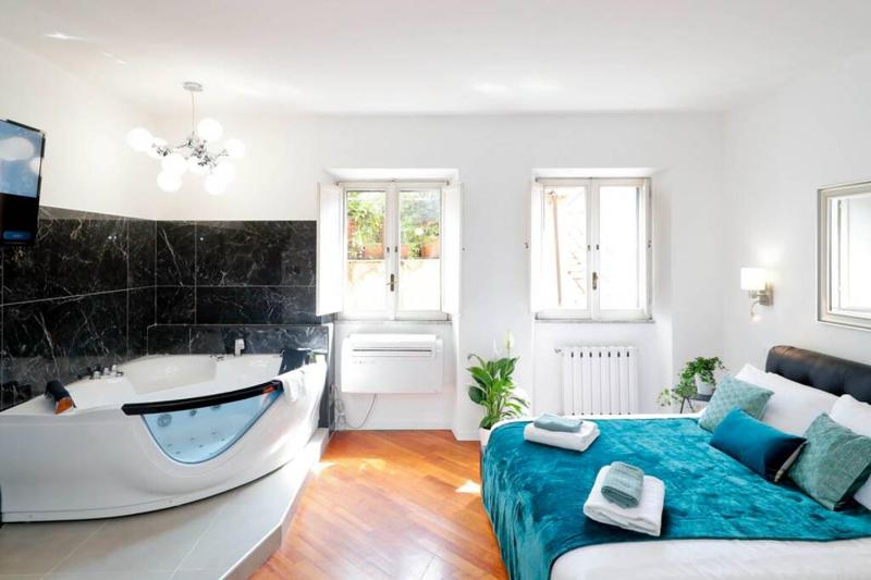 Pantheon Amazing Jacuzzi Suite - Top Collection — отель в Риме, Италия
