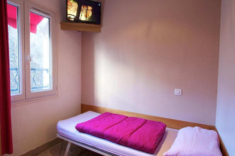 Bastille Hostel — отель с удобствами в Париже