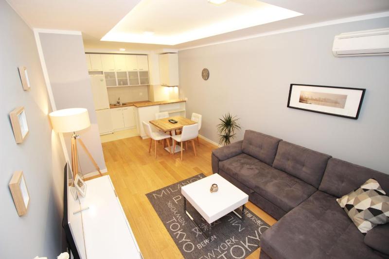 Apartment A block Daja — забронировать отель в Белграде