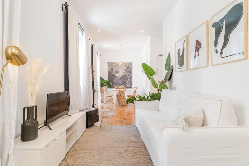 Цены на Casa Boma Lisboa - Spacious and Contemporary Apartment - Campo II в Лиссабоне