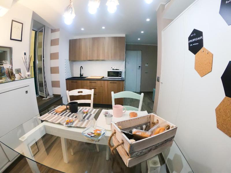 Blumon House — забронировать отель в Неаполе