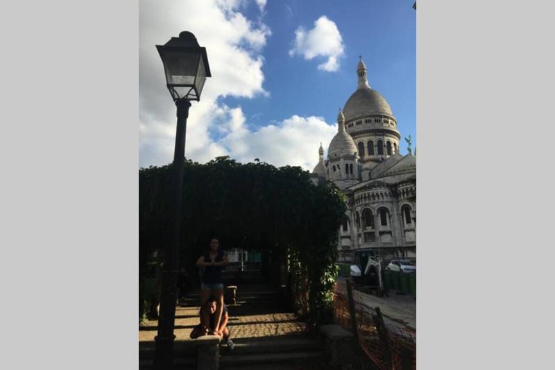 Appartement de charme a Montmartre — комфортный отель в Париже
