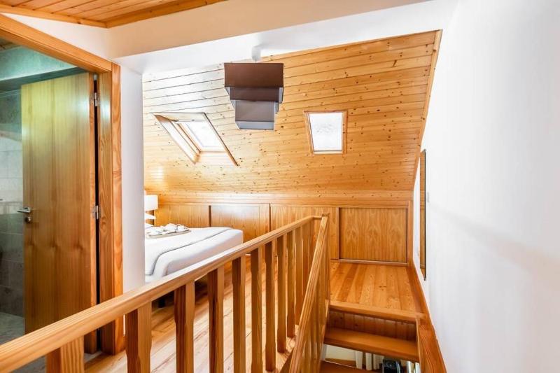 Цены на InLoveApartments - Duplex at Alfama в Лиссабоне
