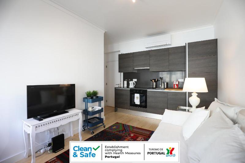 Central Lisbon Luxury Apartment — отзывы гостей и цены