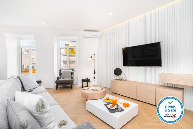 WHome | Luxury Duplex Prime Location Great for Families — отель в Лиссабоне, Португалия