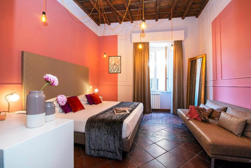 Town House Campo De Fiori — комфортный отель в Риме