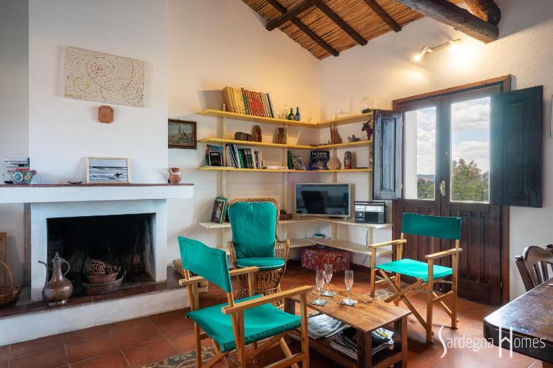 Casa Rosa a Badesi - Accogliente Casa Vacanze
