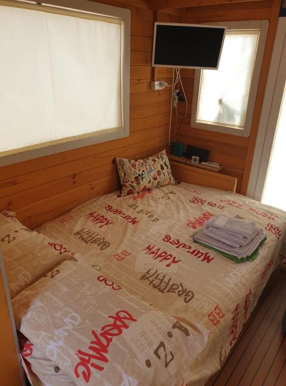 HouseBoat Cagliari - Unica barca con vista mare nel porto