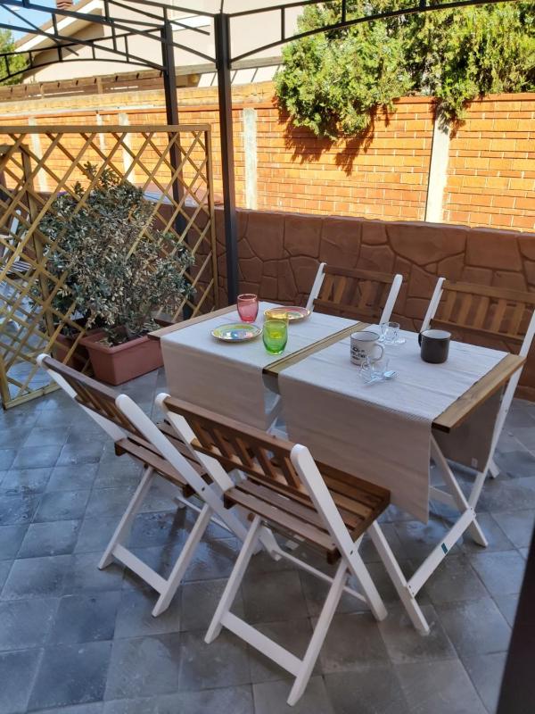 JRG APARTMENTS a Porto Torres - Moderni con Giardino