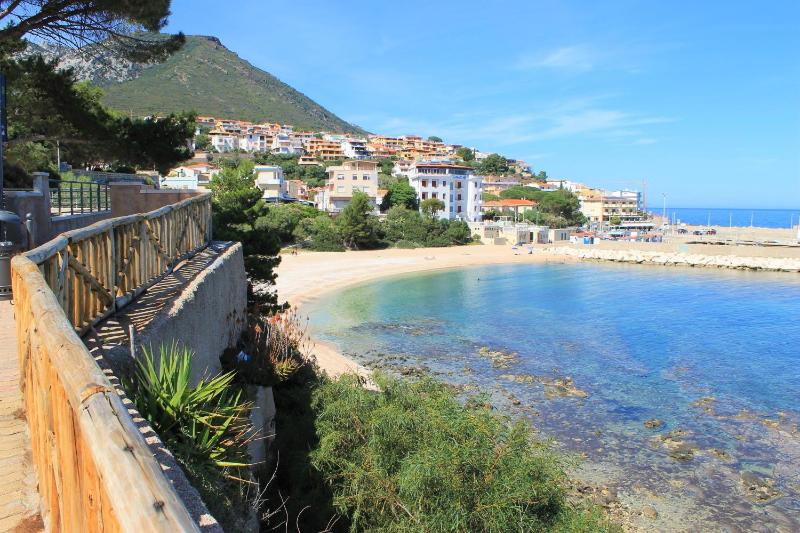 Casa Mare Calmo a Cala Gonone - Romantico Nido Sul Mare