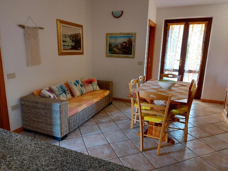 Villetta a Baia Vignola - Casa Vacanze con Campo Tennis