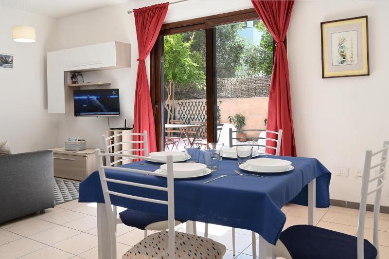 Downtown Garden Olbia - Spazioso apt con patio
