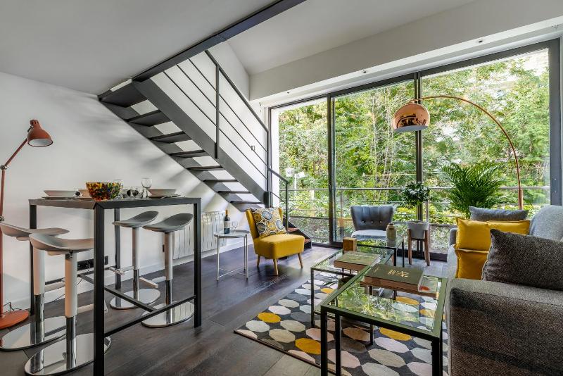 B5 Loft Duplex 175Blo-Paris Convention — отель с удобным расположением в Париже