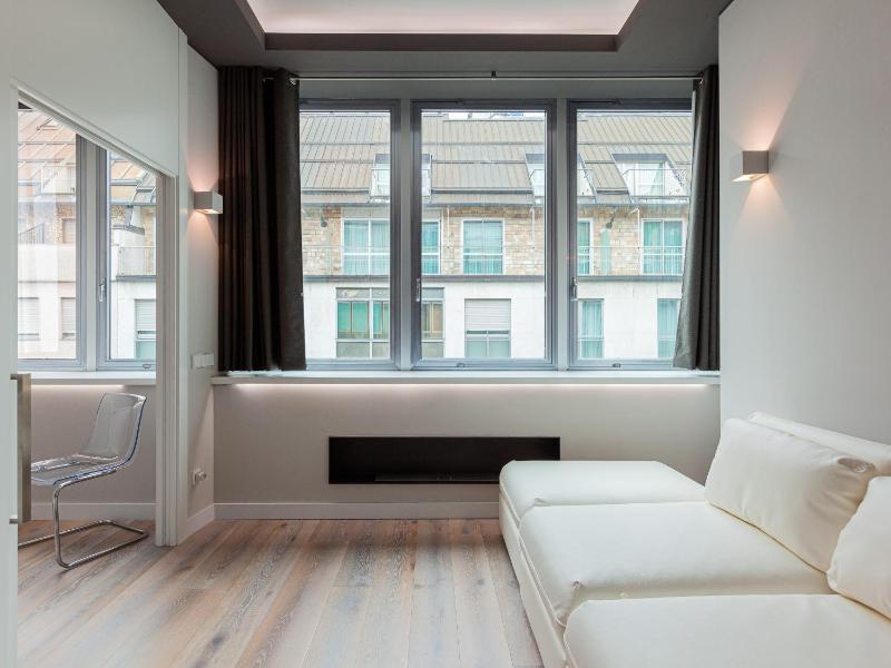 Easyhomes-City Centre Suites — отзывы гостей и цены