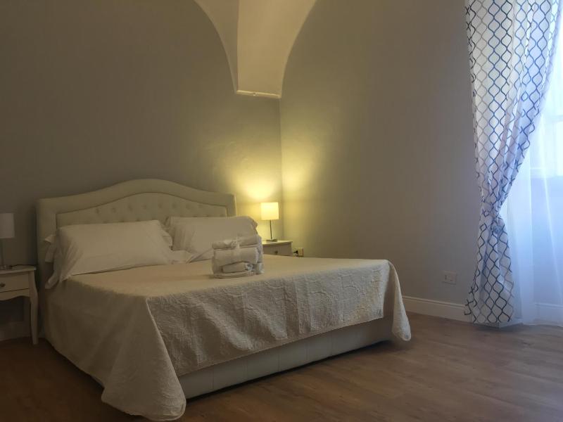Pierette a Bosa - Affascinante Hotel con Ristorante