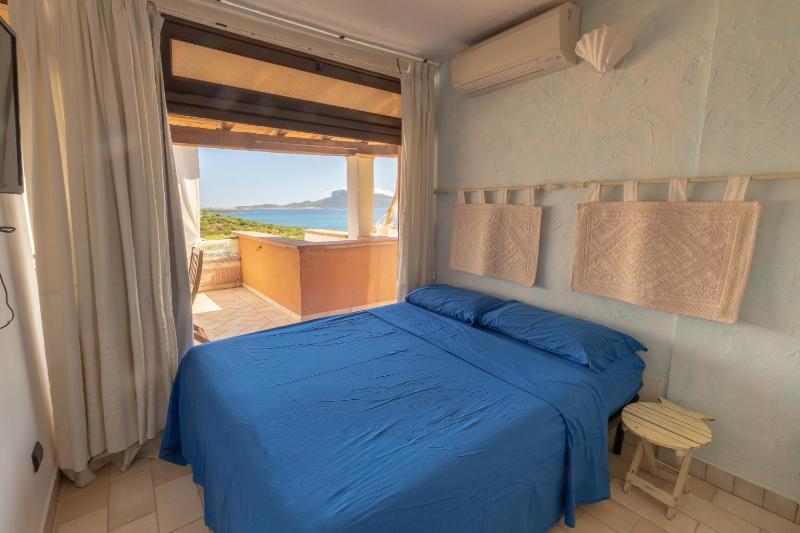 Holiday Apartments a Golfo Aranci - Paradiso Fronte Spiaggia