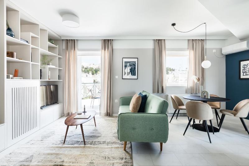 Цены на Iconic 1BR Apartment in Koukaki by UPSTREET в Афины