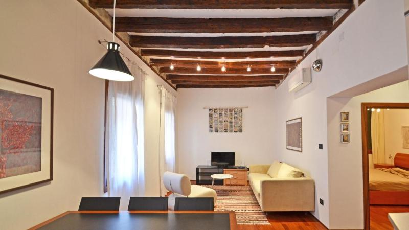 Residenza Cuor de Rialto — забронировать отель в Венеции