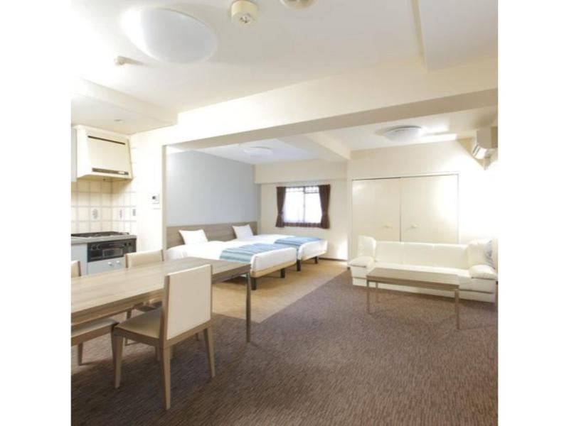 Цены на HOTEL MYSTAYS Otemae - Vacation STAY 87129 в Осаке