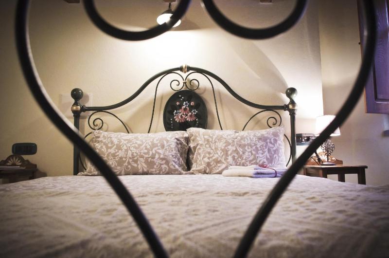 Dè Ajala a Làconi - Incantevole B&B con vista panoramica