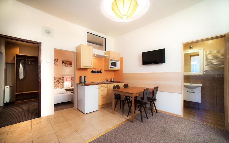 Apartamenty Dobranoc - Wawer — забронировать отель в Варшаве