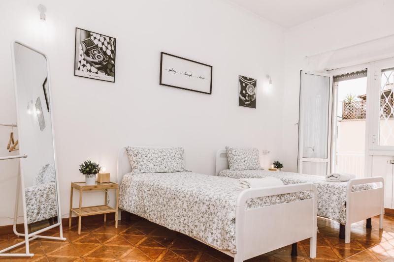 'Na Casetta a Roma Guesthouse — отзывы гостей и цены