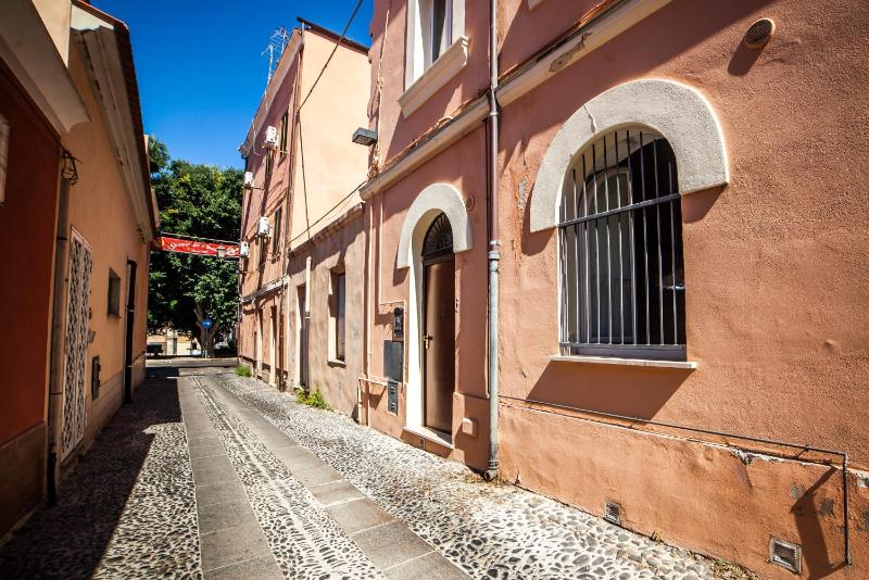 Suite Home Al Centro Di Sassari - Moderno e spazioso
