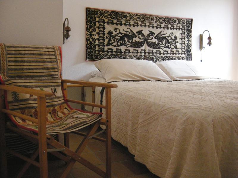 B&B a Solanas - Accogliente Rifugio con Vista Giardino