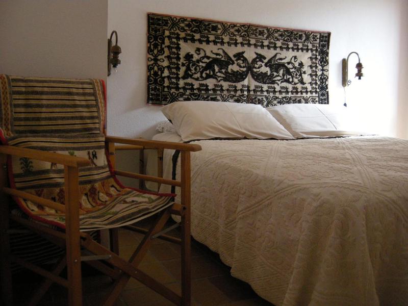 B&B a Solanas - Accogliente Rifugio con Vista Giardino