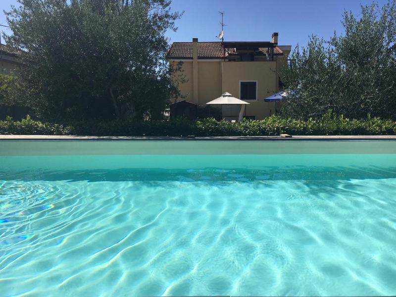 Golden Villa a Sassari - Lussuosa oasi con piscina