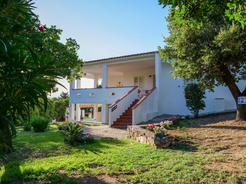 B&B La Quercia a Budoni - Incantevole Rifugio sul Mare