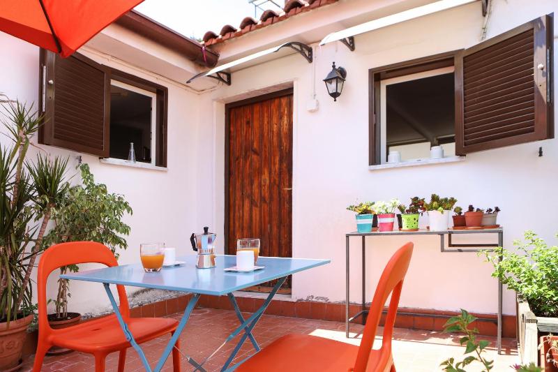 Appartamento con terrazzo a Piazza Dante — отзывы гостей и цены