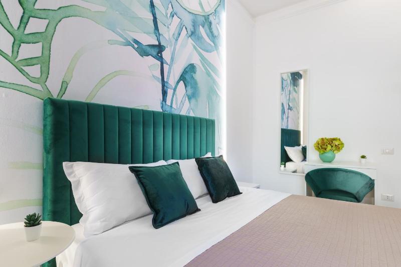 Atena Rooms a Cagliari - Eleganti camere con idromassaggio