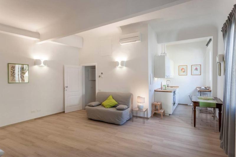 Santo Spirito Boutique Apartments — отель с удобным расположением в Флоренции