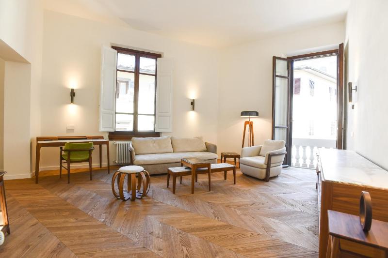 Cappelle Medicee Luxury Flat — комфортный отель в Флоренции
