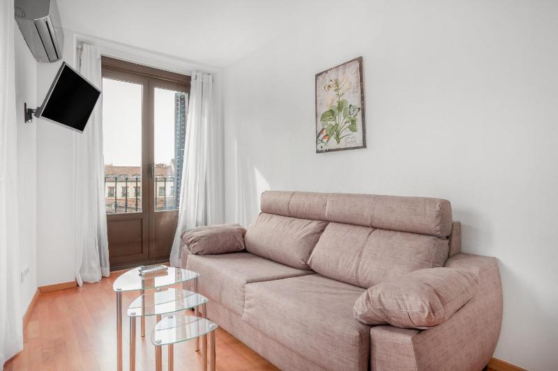 2 bedrooms 1 bathroom furnished - Center - Bright - MintyStay — отель с удобствами в Мадриде