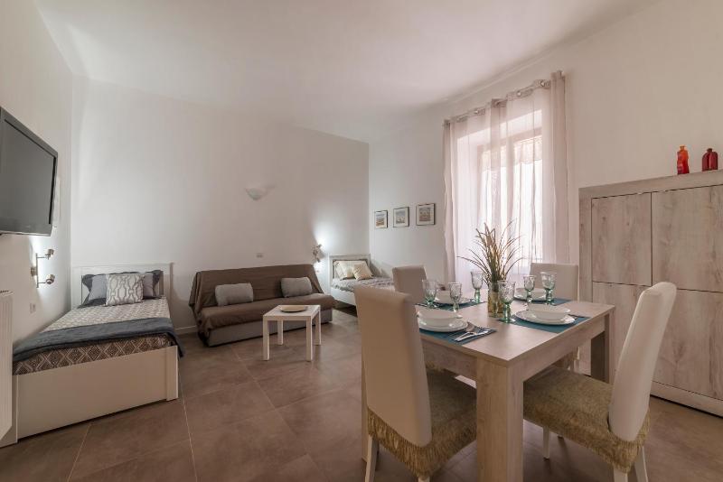San Lorenzo Modern Flat — отель с удобствами в Риме