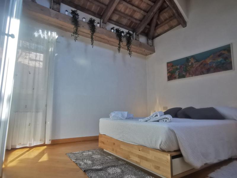 Цены на Romantic Sky Apartment в Венеции