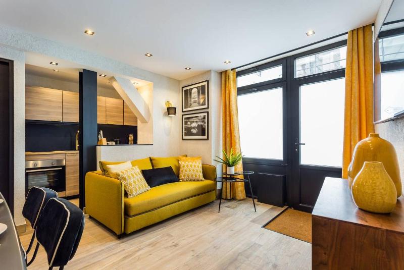 HSH Pantheon Port-Royal Charming Apartment 6P-2BR — забронировать отель в Париже