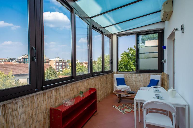 MilanoView Apartment — отель с удобствами в Милане