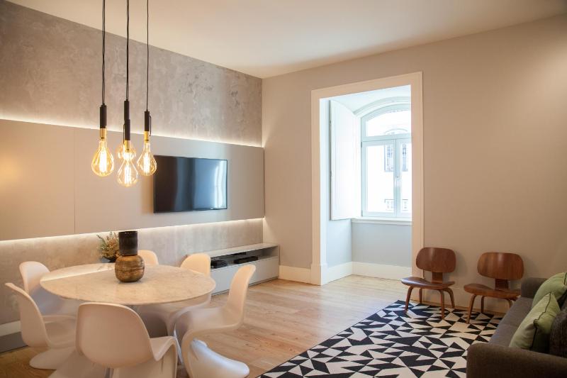 FLH Augusta's Arch Sophisticated Flat — отель с удобствами в Лиссабоне