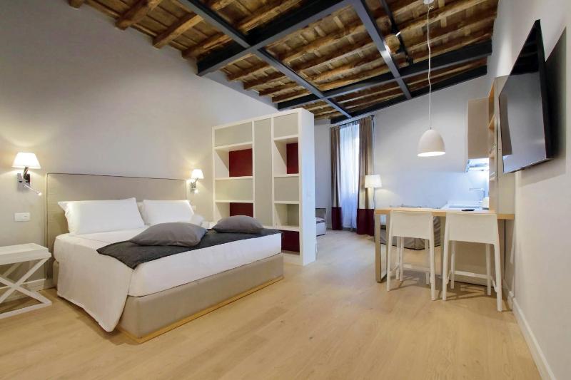 Monti Panisperna suites — забронировать отель в Риме