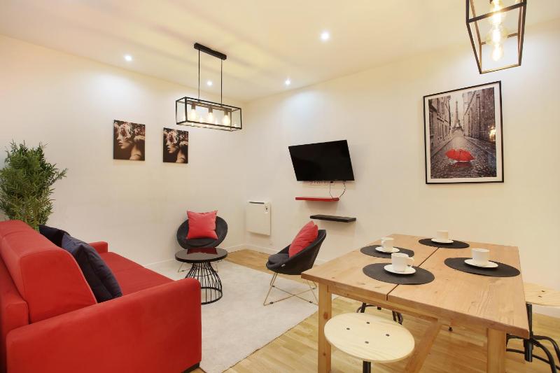 Rent a Room - Tracy apartment — отзывы гостей и цены