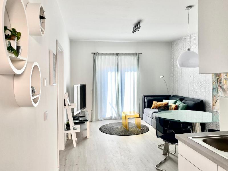 Modernes Apartment, Terrasse und Garten am Lilienthalpark im Sudwesten Berlins — отель в Берлине, Германия