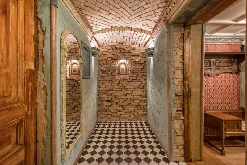 Beautiful one bedroom apartment in Vilnius old town — забронировать отель в Вильнюсе