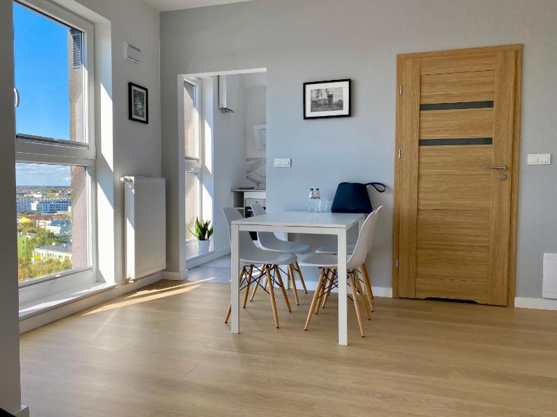 Panoramic view apartments Warsaw West — забронировать отель в Варшаве