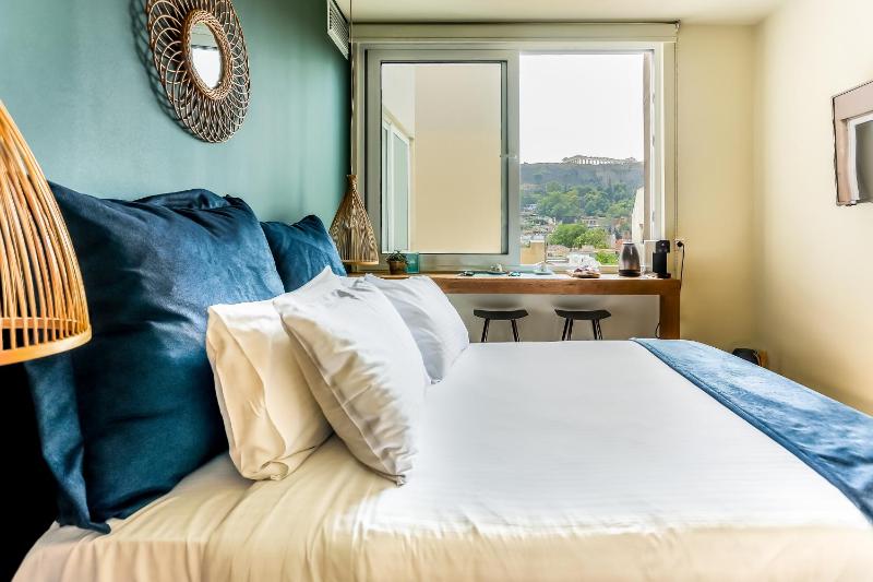 Ciel Living Athens — отель с удобствами в Афины