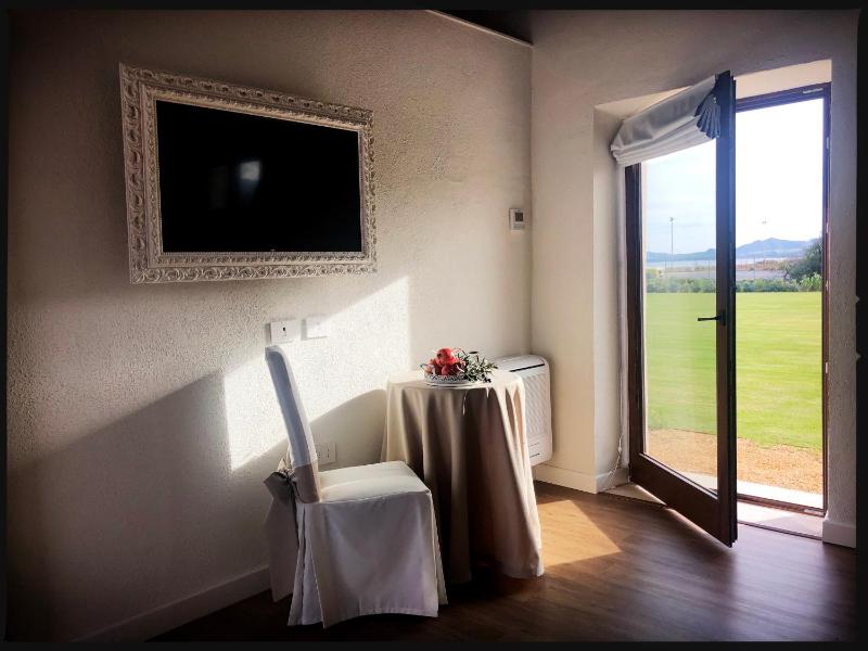 Villa Corte Maddalena a Capoterra - Lussuosa villa fronte mare
