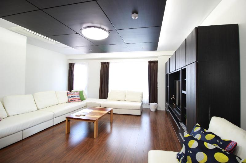 Atrium Deluxe Apartments Osaka - Self Check-In Only — отзывы гостей и цены