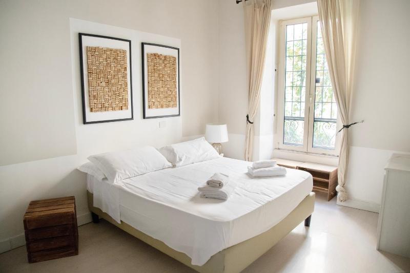 Casa e Appartamento per Vacanze Fienaroli 36 Apartament — отель с удобным расположением в Риме
